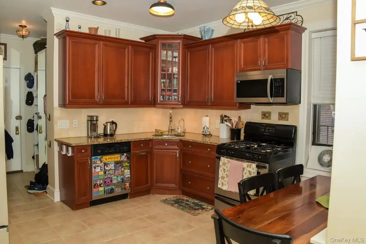 78-14 Austin Street #5-E, Forest Hills, NY 11375 - #1