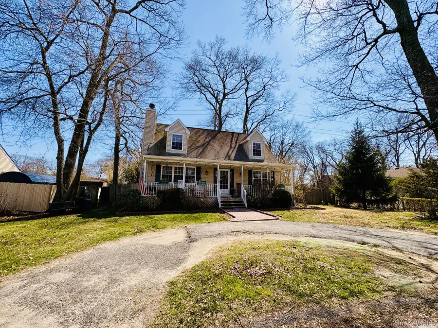 142 King Road, Rocky Point, NY 11778 - #2