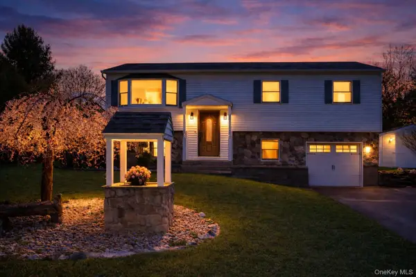 6 Kensington Way, Harriman, NY 10926