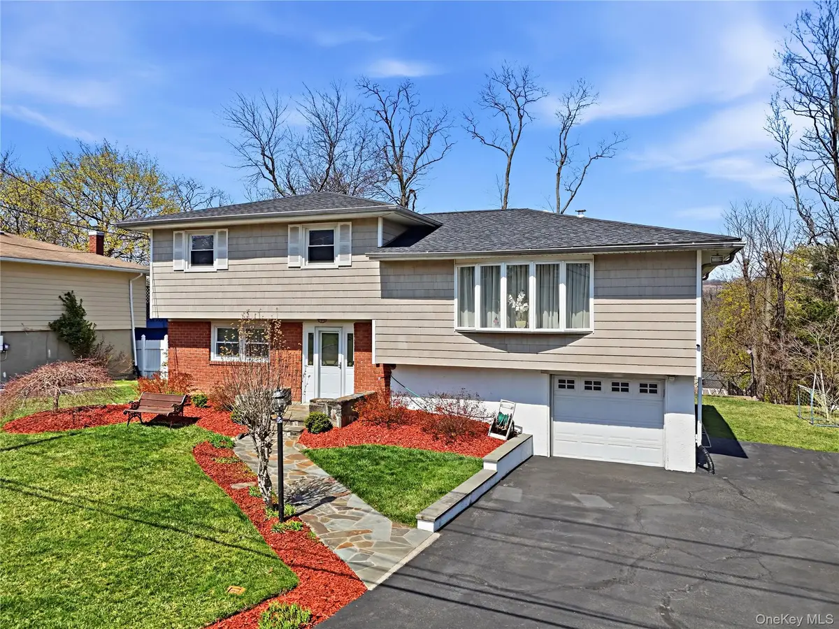 10 Valleyview Road, Elmsford, NY 10523 - #1