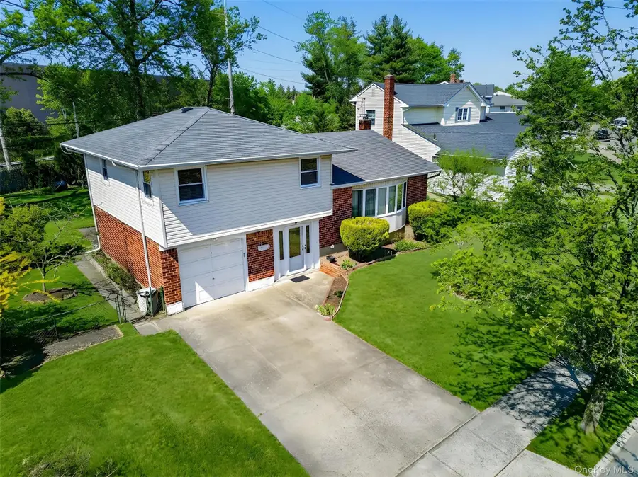 42 Edna Drive, Syosset, NY 11791 - #3