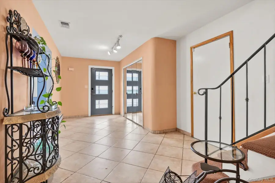 713 Hungry Harbor Road, North Woodmere, NY 11581 - #2