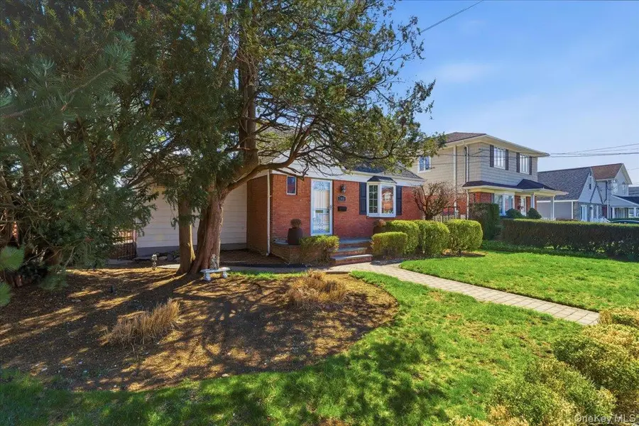 146 Caroline Avenue, Garden City South, NY 11530 - #3