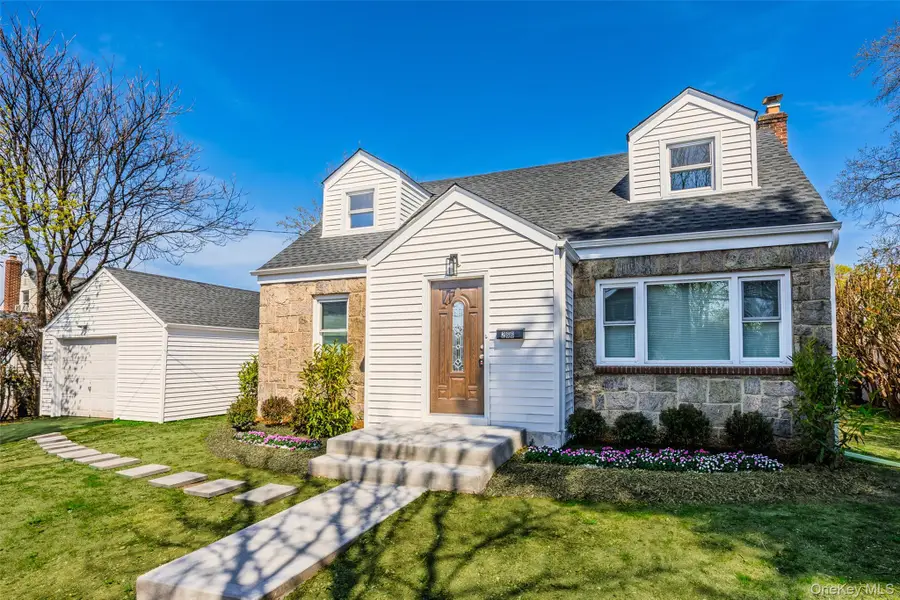 266 Covert Street, Westbury, NY 11590 - #3