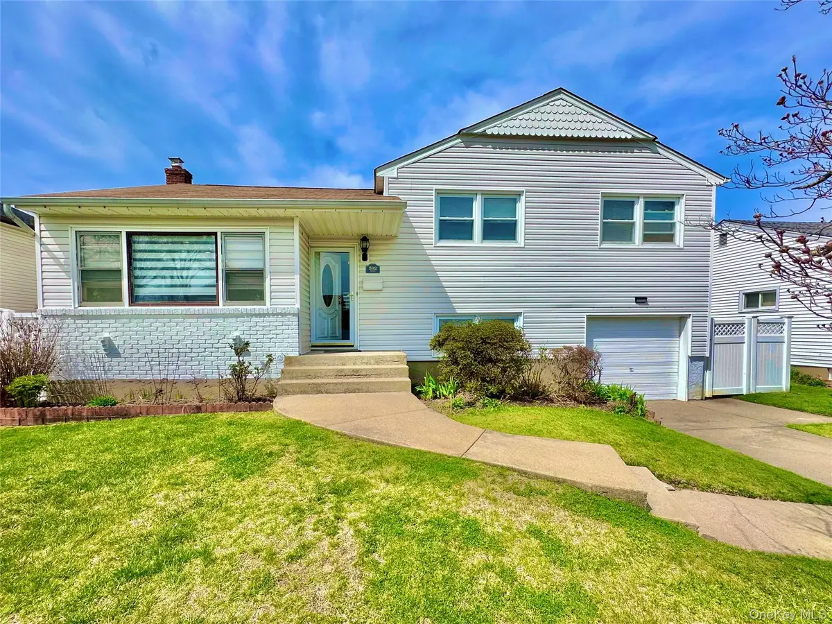 592 Benton Road, East Meadow, NY 11554 - #1