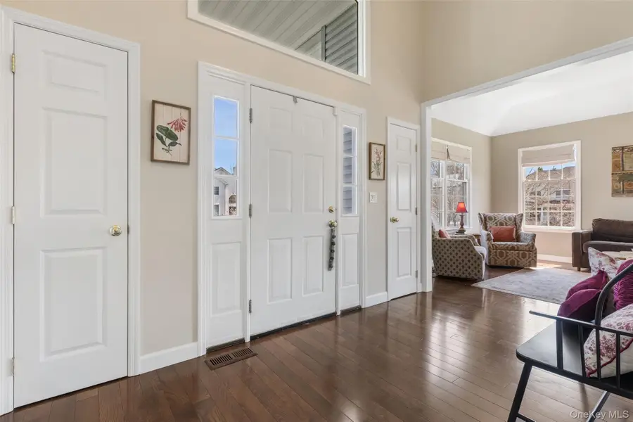 6 Bassett Court, Baldwin Place, NY 10505 - #3