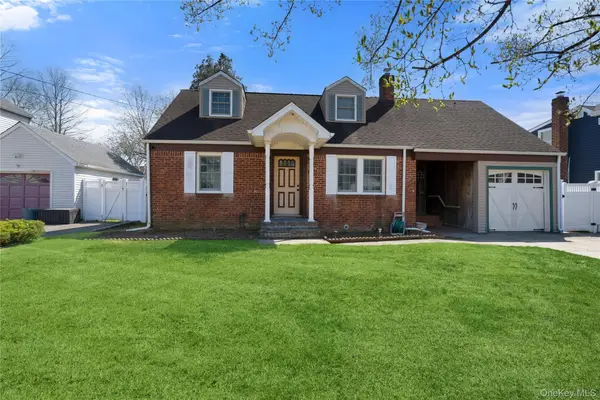 146 Ontario Avenue, Massapequa, NY 11758