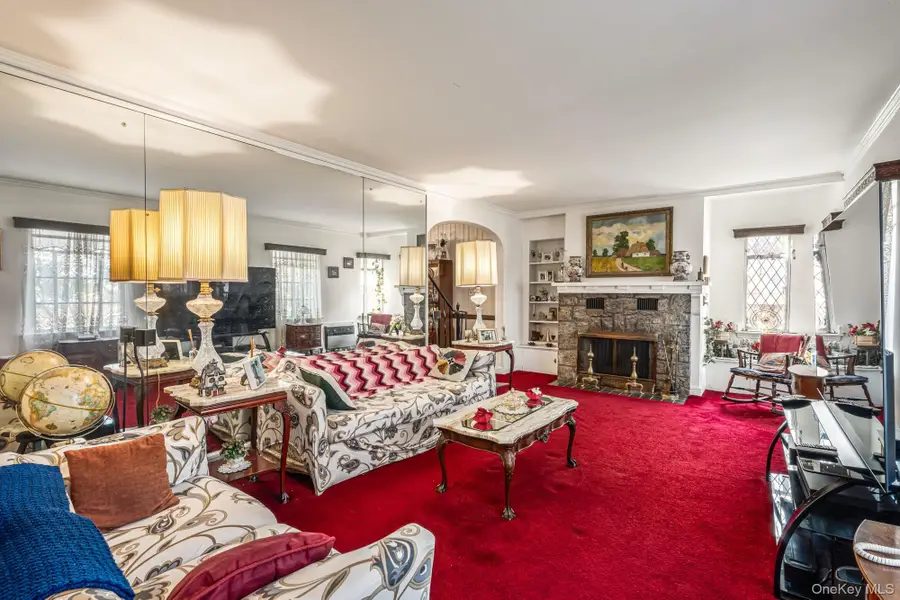 85-25 213th Street, Hollis Hills, NY 11427 - #3