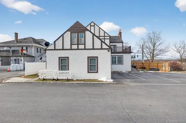 2002 E Main Street, Mohegan Lake, NY 10547