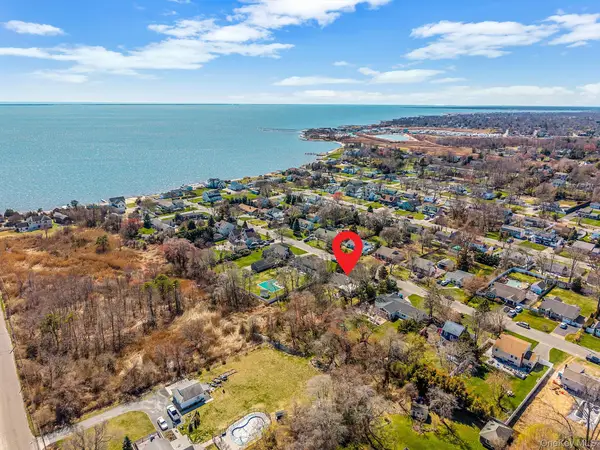 223 Connetquot Road, Bayport, NY 11705