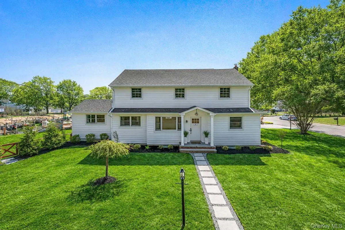 1 Marlin Road, East Quogue, NY 11942 - #1