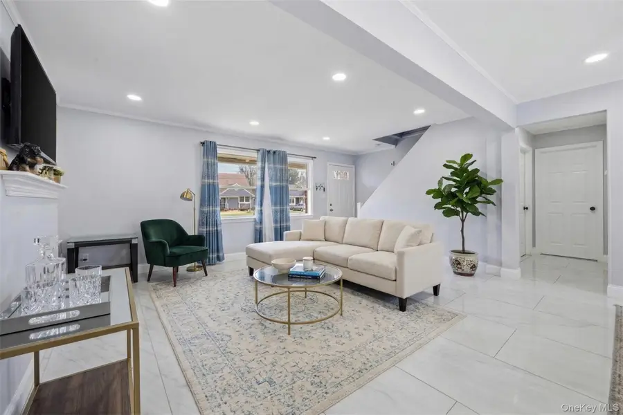 404 Foxdale Avenue, Oceanside, NY 11572 - #2