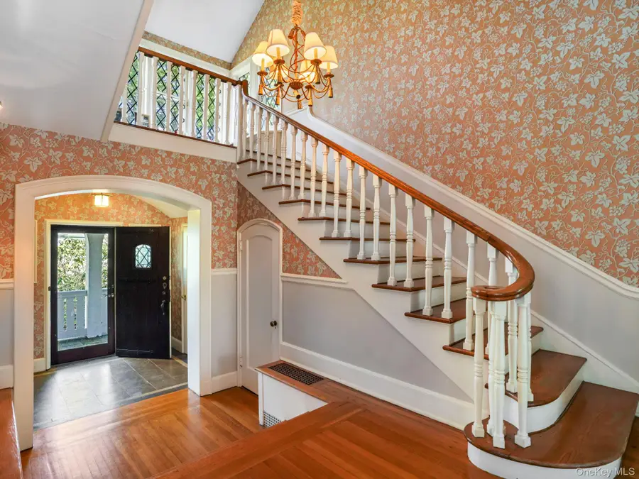 15 Hemlock Road, Bronxville, NY 10708 - #3