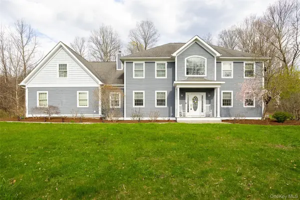 100 Huyler Drive, Hyde Park, NY 12538