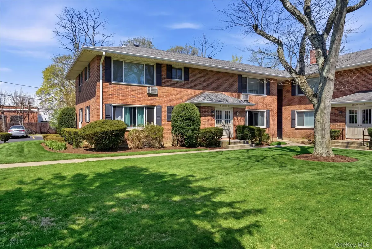 51 Edmunton Drive #F-18, North Babylon, NY 11703 - #1