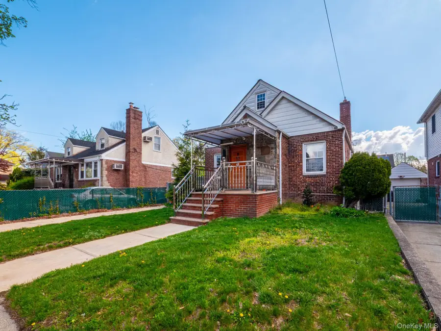 6525 167th Street, Fresh Meadows, NY 11365 - #2