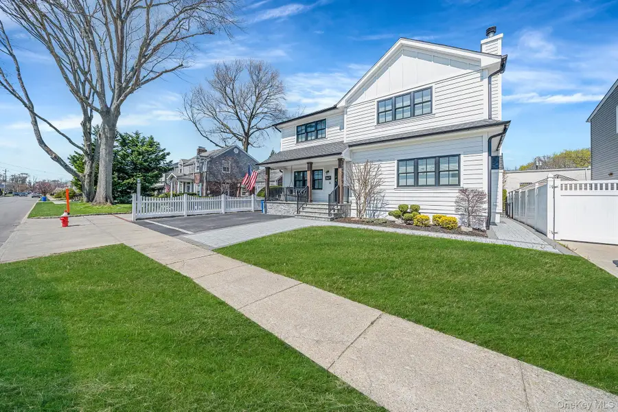 347 Broadway, Carle Place, NY 11514 - #3