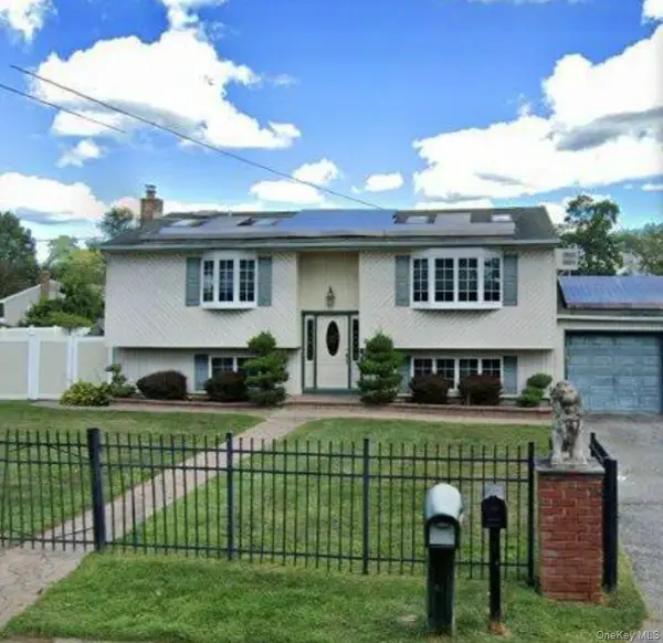 87 S 30th Street, West Babylon, NY 11798