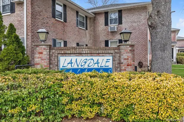 8143 268th Street #292B, Floral Park, NY 11040