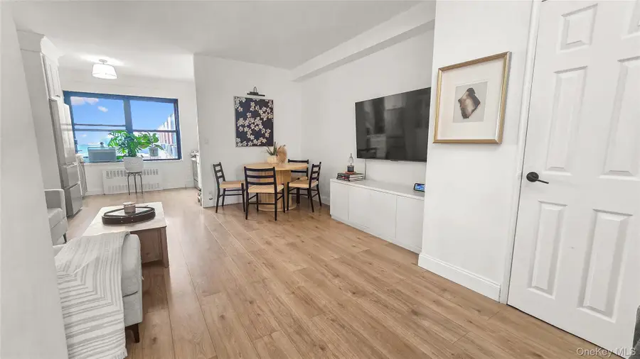 9960 63rd Road #9P, Rego Park, NY 11374 - #3