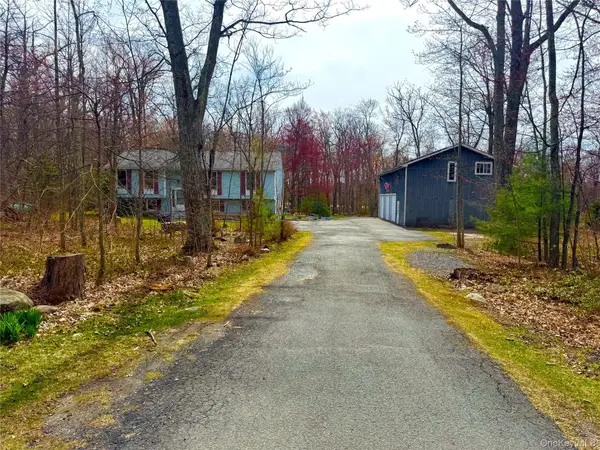 1325 Wurtsboro Mountain Road, Wurtsboro, NY 12790