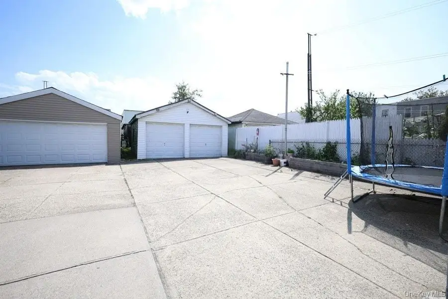 10416 Rosita Road, Ozone Park, NY 11417 - #3