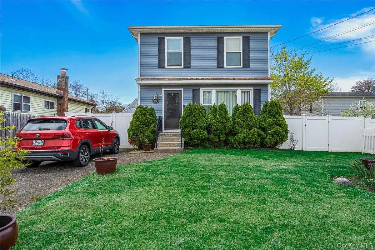 144 Washington Avenue, Wheatley Heights, NY 11798 - #1