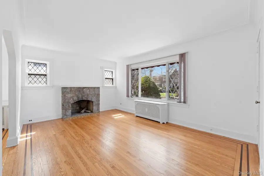 138-39 227th Street, Laurelton, NY 11413 - #3