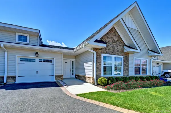 3105 Fox Hill Drive, Baiting Hollow, NY 11933