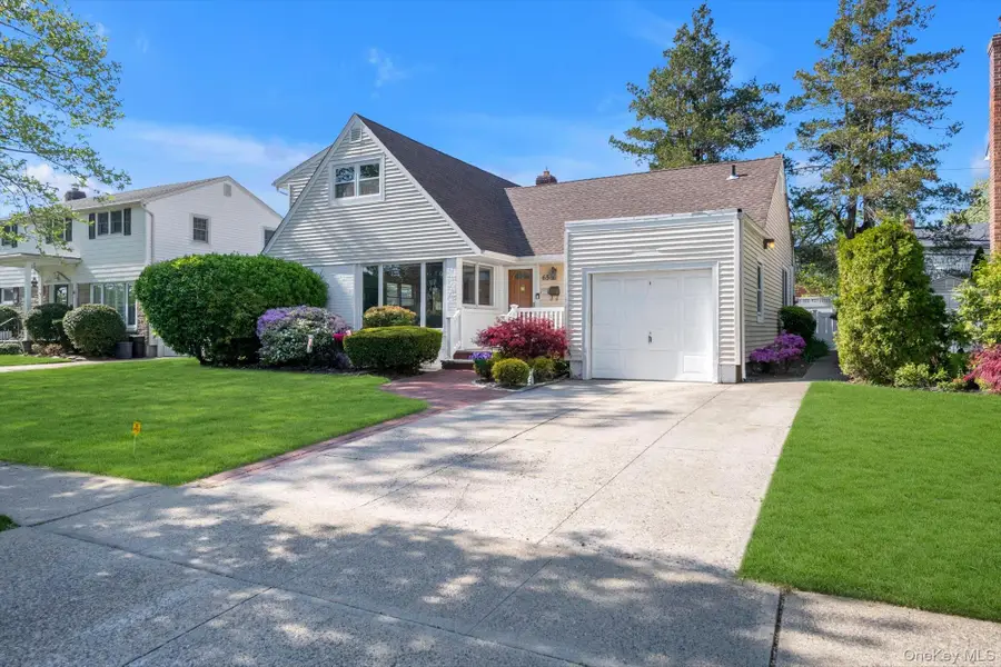 65 Patton Boulevard, New Hyde Park, NY 11040 - #2