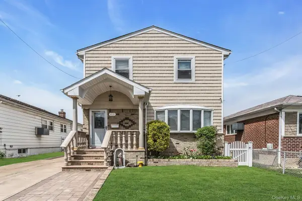 1808 Murray Street, Whitestone, NY 11357