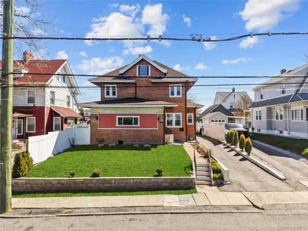 122 Buckingham Road, Yonkers, NY 10701