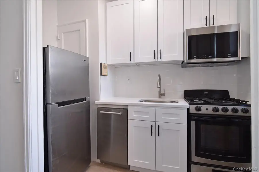 590 E 3rd Street #3M, Mount Vernon, NY 10553 - #2