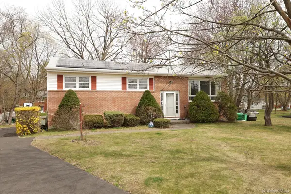 11 Ona Lane, New Windsor, NY 12553