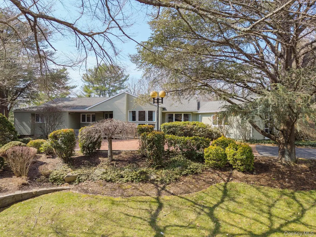 8 Astro Place, Dix Hills, NY 11746 - #1