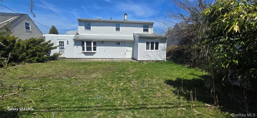 3680 Hilaire Way, Seaford, NY 11783 - #2