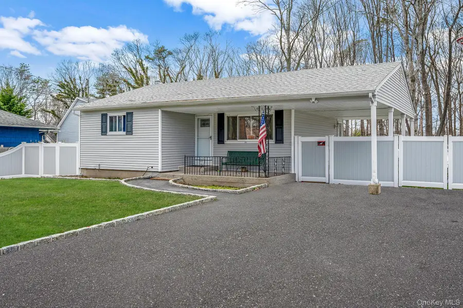 160 Hounslow Road, Shirley, NY 11967 - #2