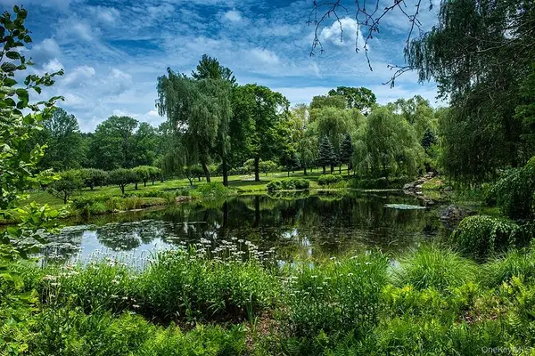 34-42 Boutonville Road, Pound Ridge, NY 10576