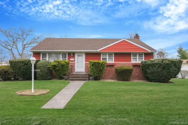 199 Gleeland Street, Deer Park, NY 11729