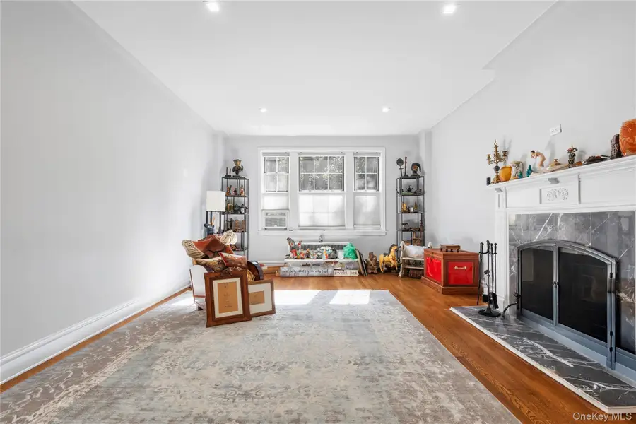 25 Parkview Ave #1A, Bronxville, NY 10708 - #2