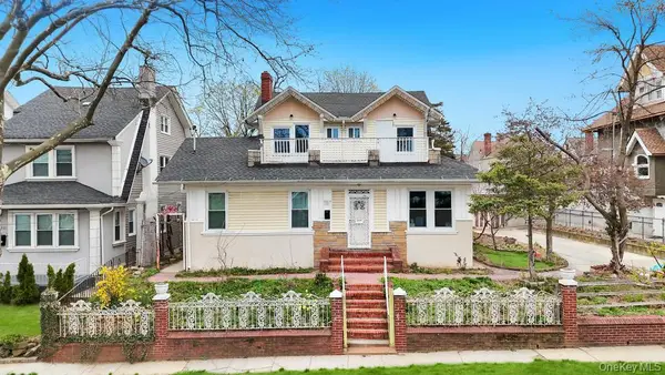 10927 196th Street, Saint Albans, NY 11412