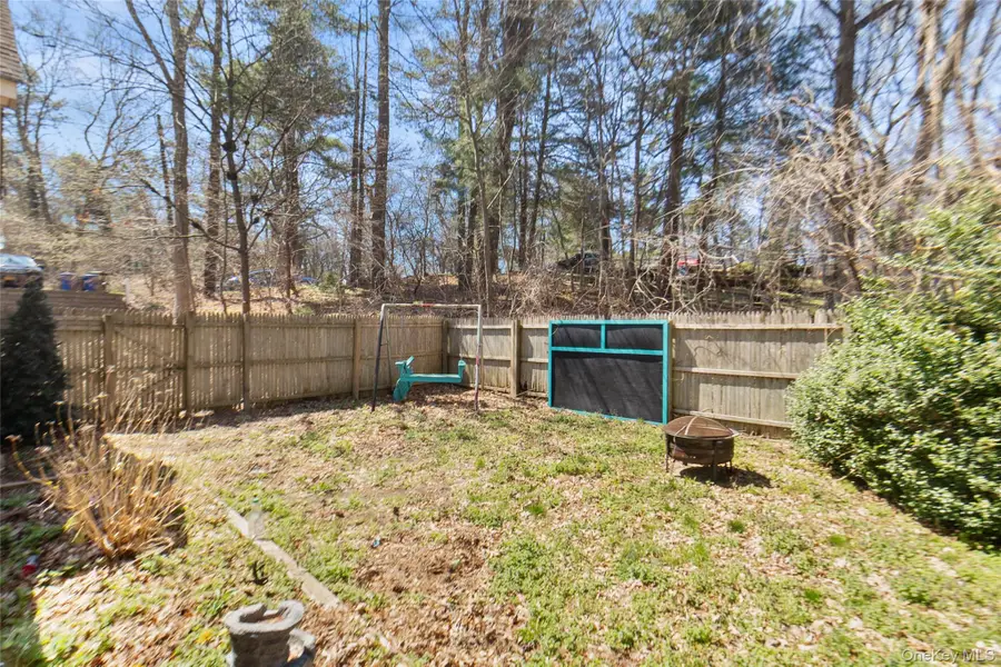 147 Lakeview Drive, Patchogue, NY 11772 - #3