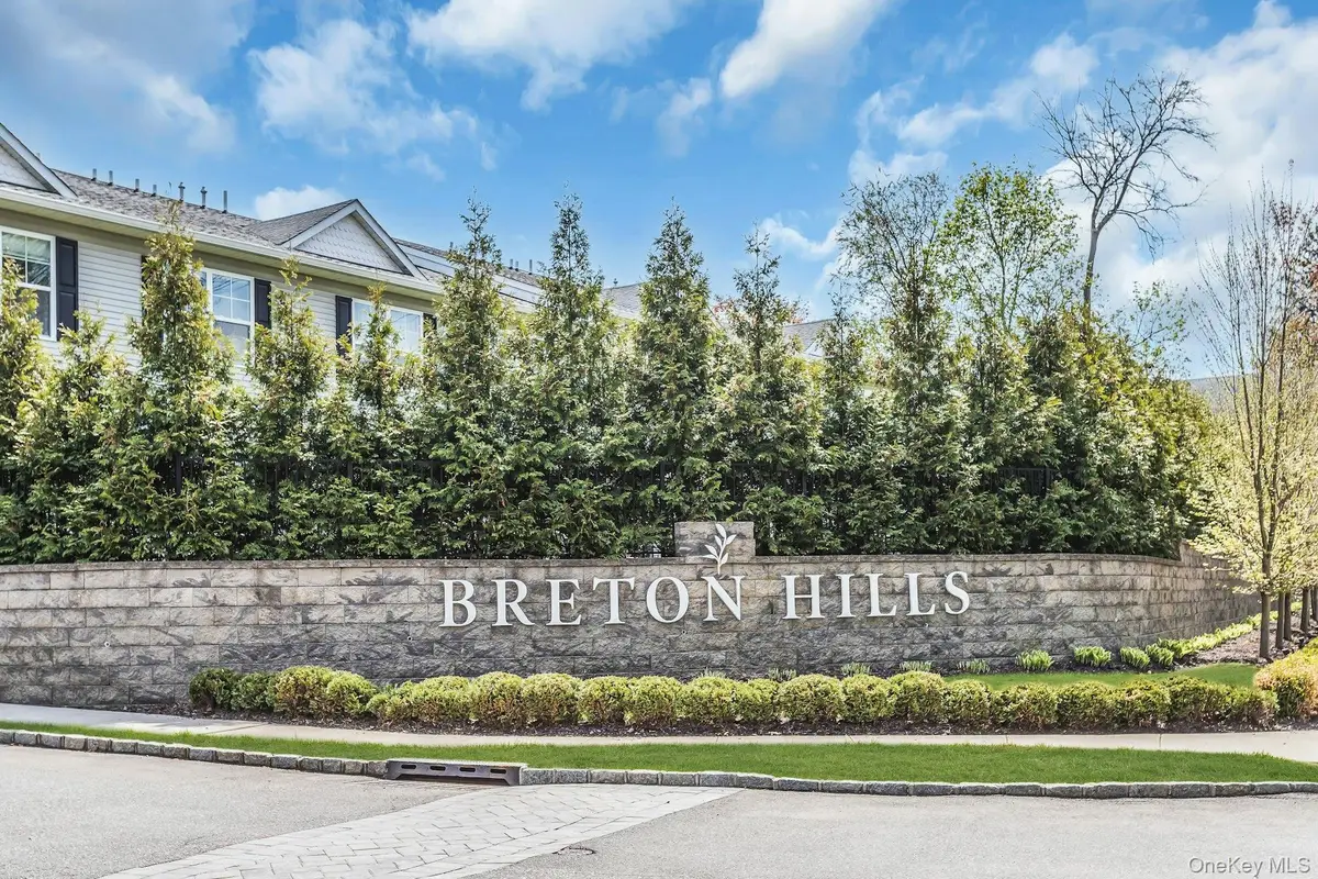 704 Breton Way #704, Glen Cove, NY 11542 - #1