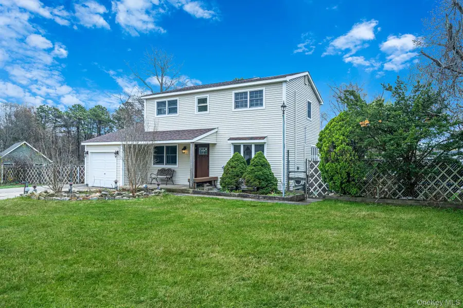 60 1st Avenue, Medford, NY 11763 - #3