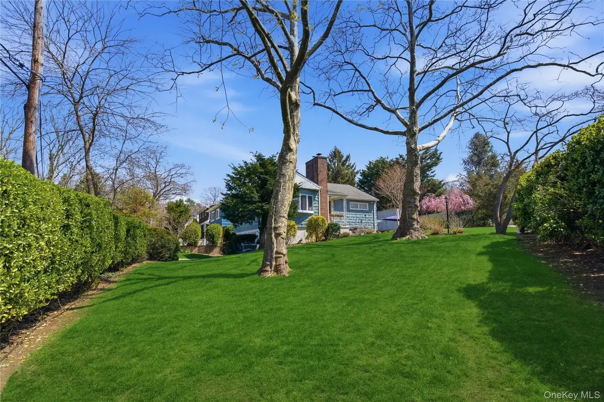 15 Bayard Avenue, Bayville, NY 11709 - #1