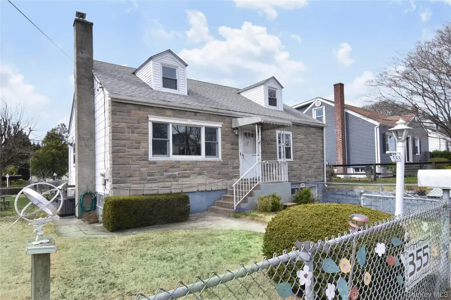 355 Upland Avenue, Yonkers, NY 10703 - #3