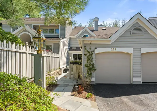 227 Boulder Ridge Road, Scarsdale, NY 10583