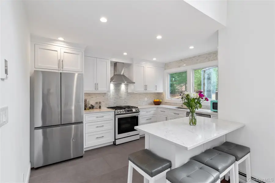 27 Ely Brook Road, East Hampton, NY 11937 - #2