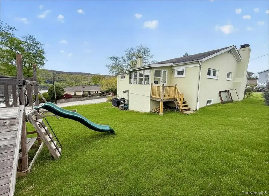 17 Regina Road, Highland Falls, NY 10928 - #3