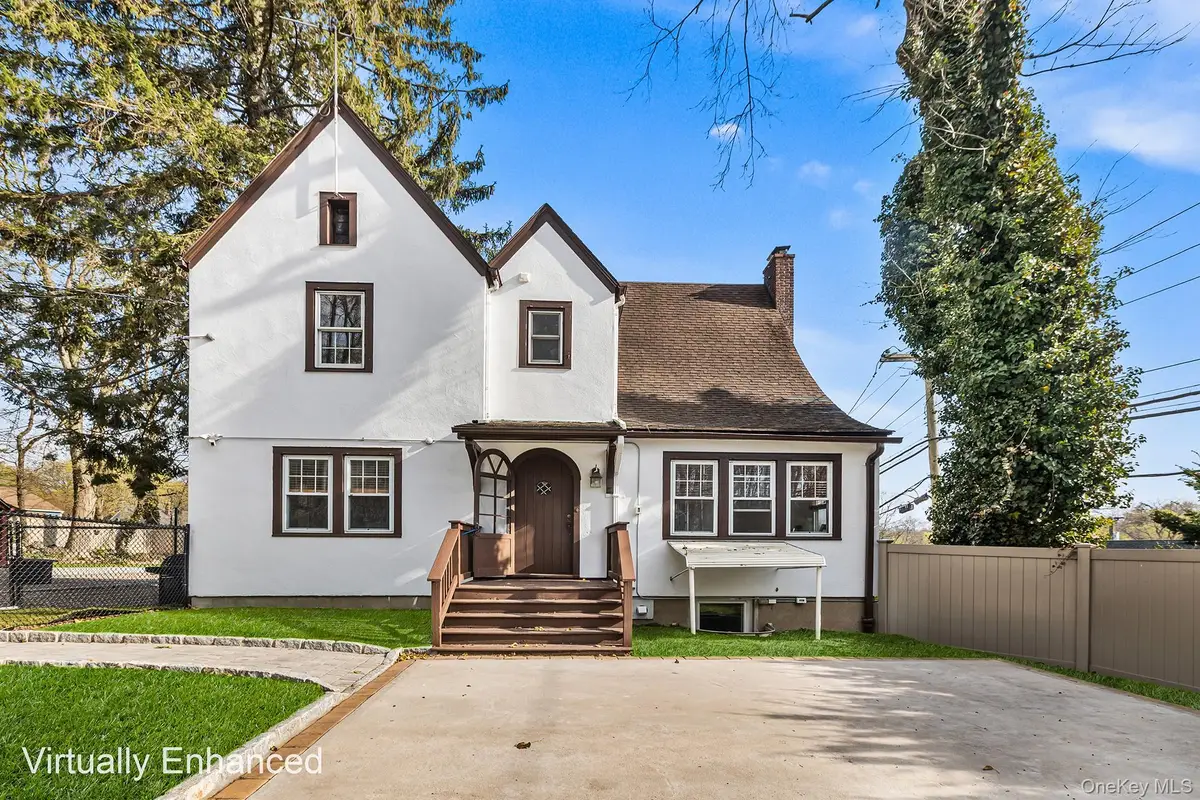 1 Spencer Court, Hartsdale, NY 10530 - #1